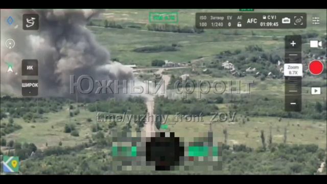 Подрыв заминированного ВСУ моста на южной окраине Северска при помощи российских FPV-дронов.