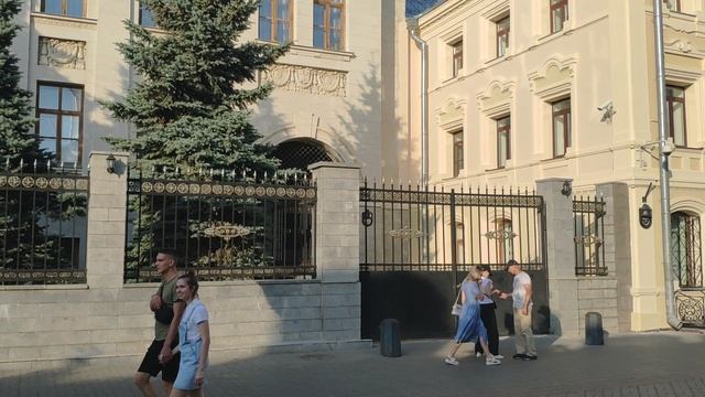 Казань,улица Баумана