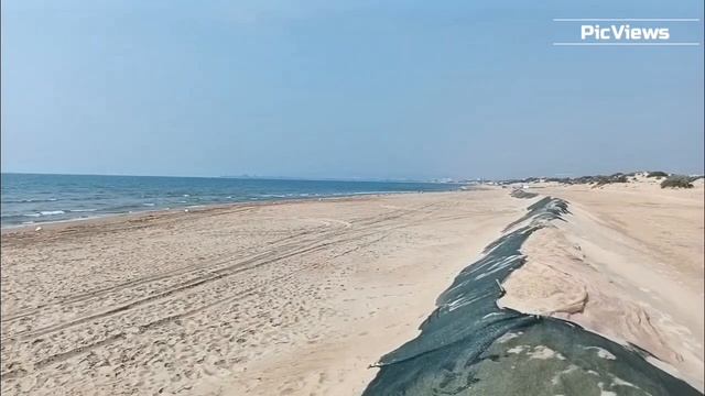 Анапа пляж Витязево сегодня 12 июня 2025. Море, погода в Анапе сейчас. Есть ли мазут на пляжах Анапы