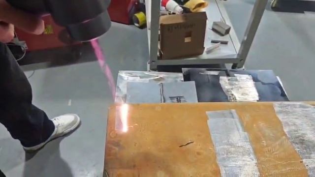 WhatsApp Video 2025-04-08 at 15.50.11