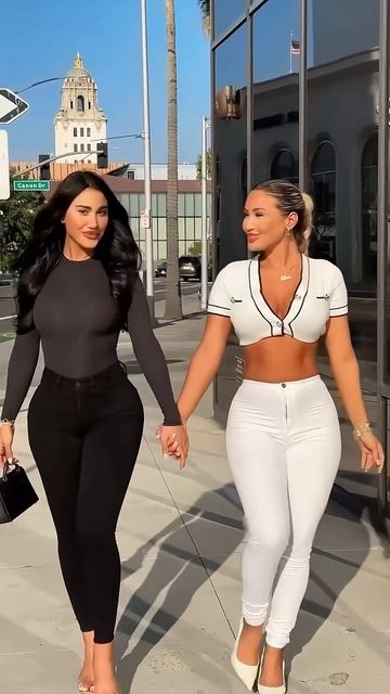0orMiQrZD5o - These Fit Jeans look beautiful on these girls #shorts