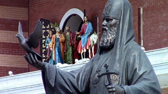 часы 12 апостолов