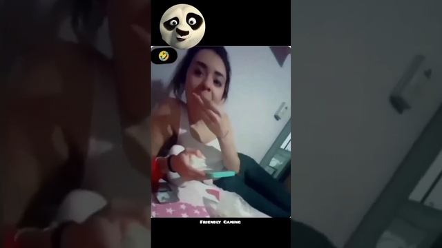 Муж у неё вот конечно очень заботливый 😅