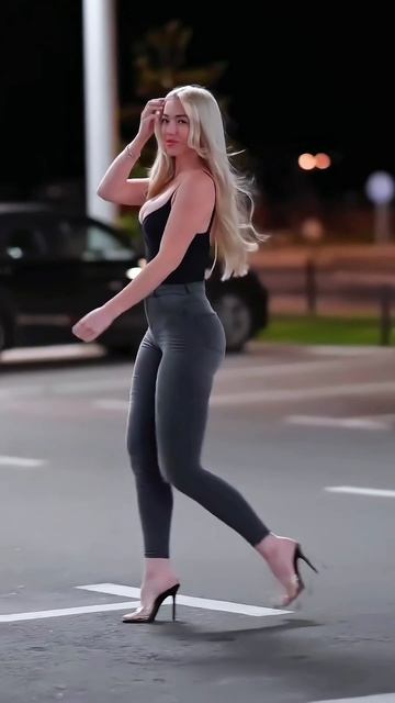 5NWK6h0Yg88 - Beautiful Street Fashion Outfits Style #streetstyle #outfit #shorts
