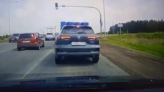 В Татарстане наглые обочечники подрезали не тех и не в то время, и вот что из этого вышло !!!