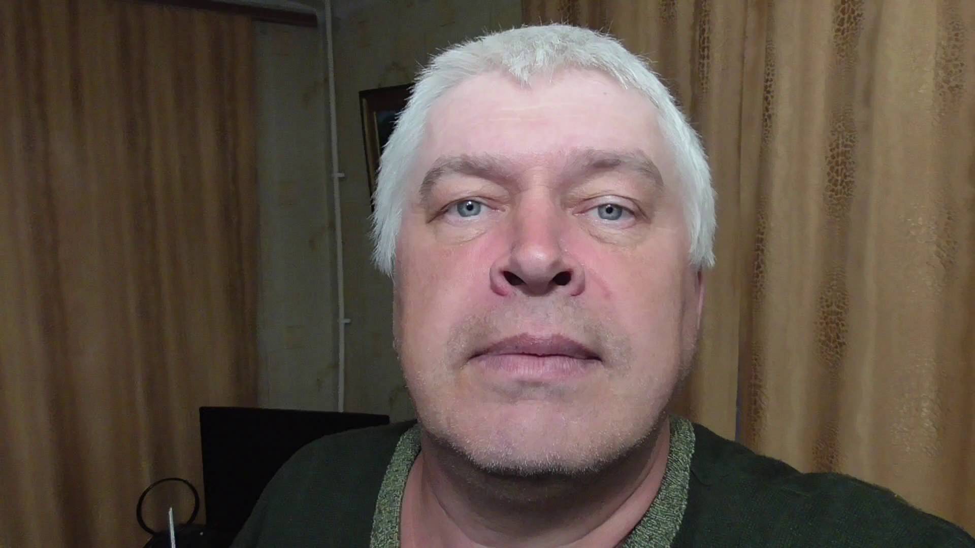 Я рассказываю про искусственный интеллект в видео