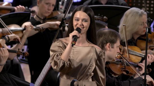 СЛУЧАЙНЫЙ ВАЛЬС (муз. Марка Фрадкина, сл. Евгения Долматовского) — Анна МОШАК