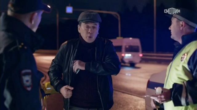 сериала ВАЛЮША. Канал РОССИЯ 1.
Денис Король - роль инспектор ГИБДД