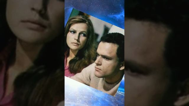 Получаю пособие 900 долларов и нищенствую: как живет в США актриса Прохорова