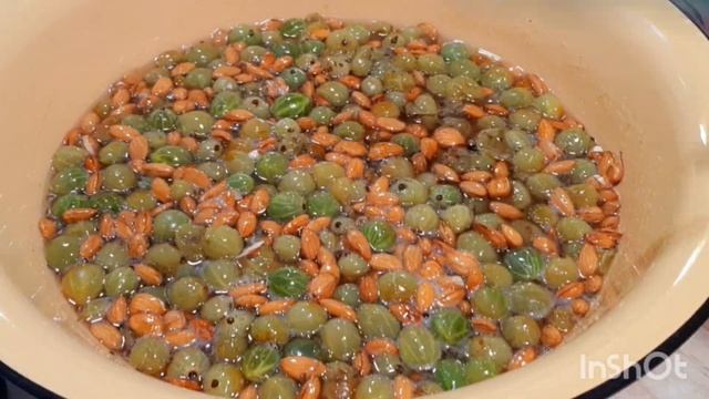 Варенье из крыжовника с орехами #вареньеизкрыжовника#