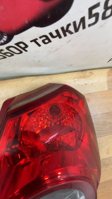 J860 Задний правый фонарь
