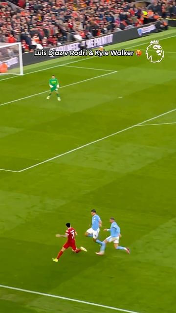 Luis Diaz Was Too Quick For Them!