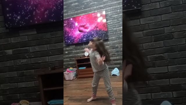уиииа иауиииа извините я забыла его выпустить