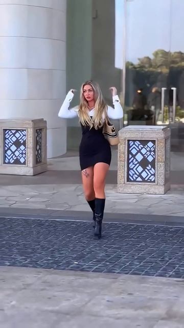 2GN2-gXGYWY - Trendy tight black and white summer outfit of the day #fashion #style #outfit #shorts