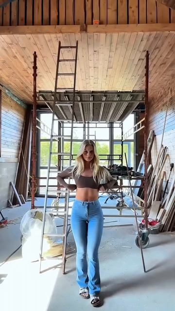 C8GQ72I3B7E - These Fit Jeans look beautiful on this girl #shorts #fashion #style
