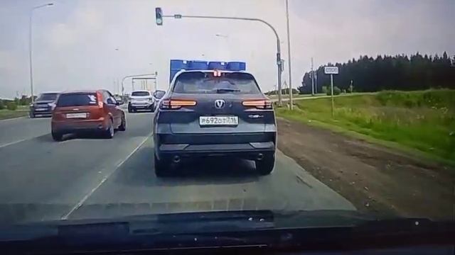В Татарстане наглые обочечники подрезали не тех и не в то время, и вот что из этого вышло)