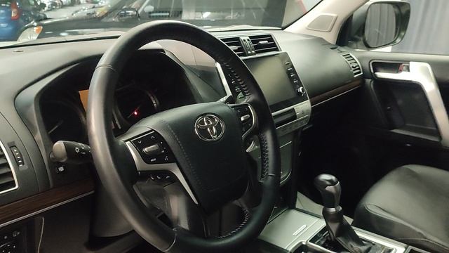 Toyota Land Cruiser 150 Prado 2022 год