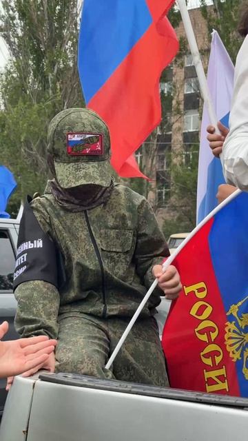 Юный патриот замечен в автопробеге в Донецке

Заслуживает каждого лайка ❤️