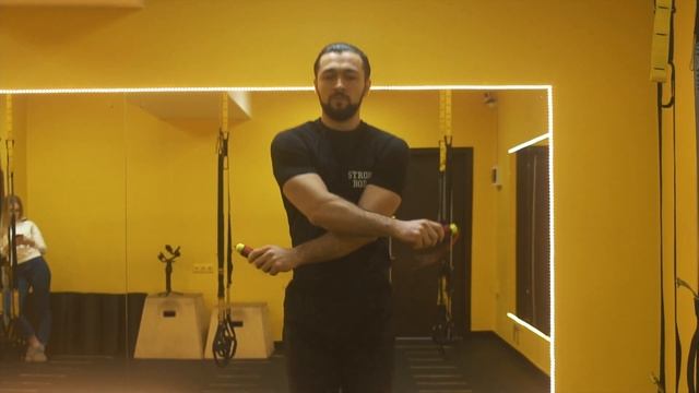 Упражнения с петлями TRX
