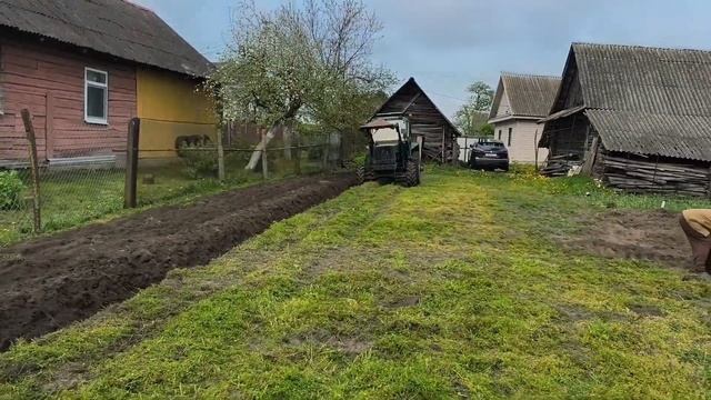 Пашем огород самодельным трактором мини МТЗ
