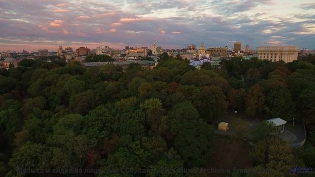 Поляны дышат, пока мелодия ведёт вас за собой - Chinatown feat. Peter Karuzo -- Phillip Gross -- Jup