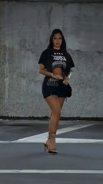 GUlP-N4Mx8E - Beautiful Street Fashion Outfits Style #shorts