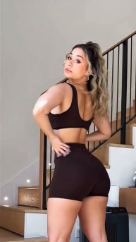 Ng-cGD4xvdY - Trending tight pants and shorts summer outfit idea for the gym #fashion #style #outfi