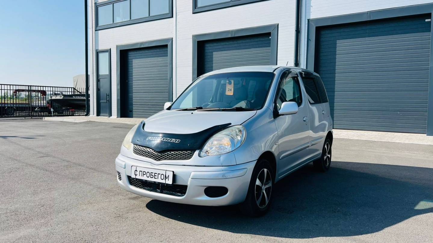 Toyota Funcargo, 2002 год