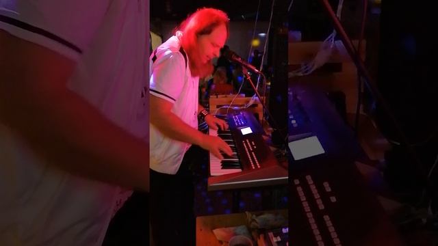 VID_20220813_202437.mp4
