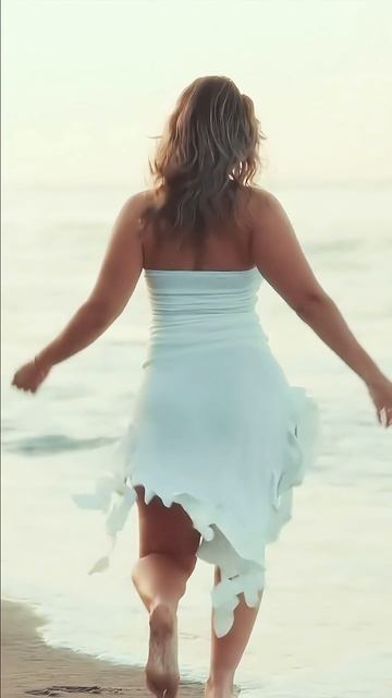 Zd70R-09EAQ - Beautiful white summer beach lace outfit for vacations #fashion #style #outfit #shorts