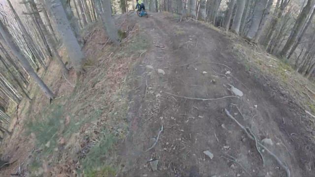 Сколе, Лопата. Спуск на велосипеді.