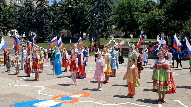 Акция Мы рисуем Россию. Пятигорск Площадь администрации 12.06.2025
