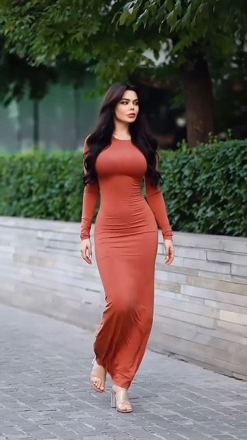 N1pHSOGt5ks - Gorgeous model in a glamorous long tight dress #fashion  #style #outfit #shorts