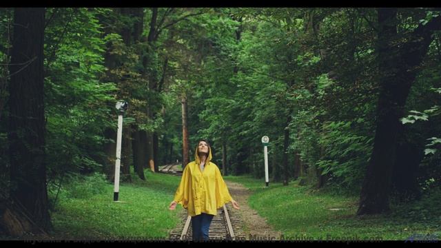 Закаты горят ярче, когда фон заполняет этот трек - Peculiar -- Derek Clegg -- Good Graces