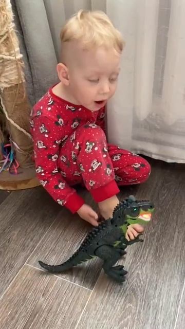 Артурка и динозавр