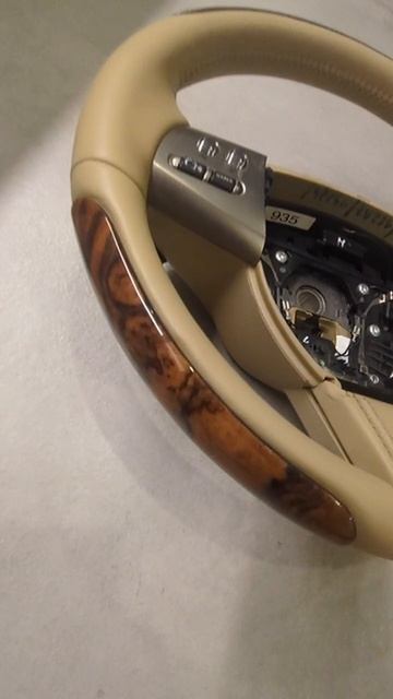 Руль на Jaguar XKR дерево натуральный шпон