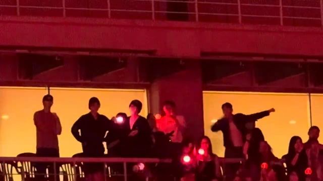 BTS танцуют под Mic Drop на концерте Хоби 13.06.2025 Jhope final concert with bts members (mic drop)