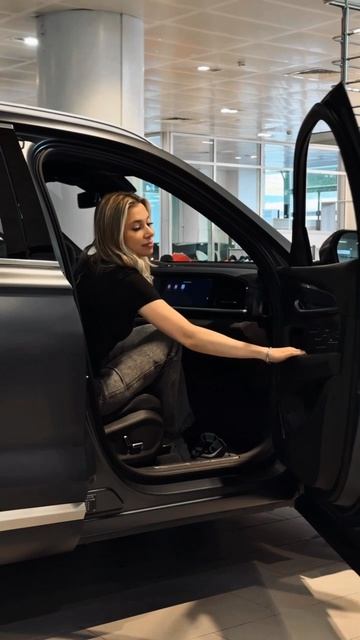 И пусть весь мир подождет, пока мы признаемся в любви всем «GEELY-водам» 💙