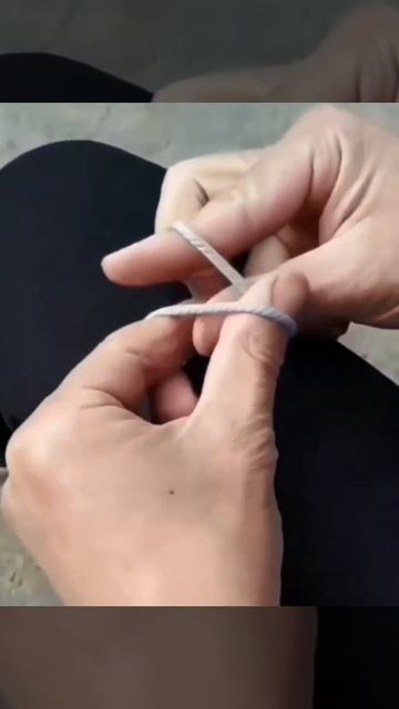 Учим детей завязывать шнурки