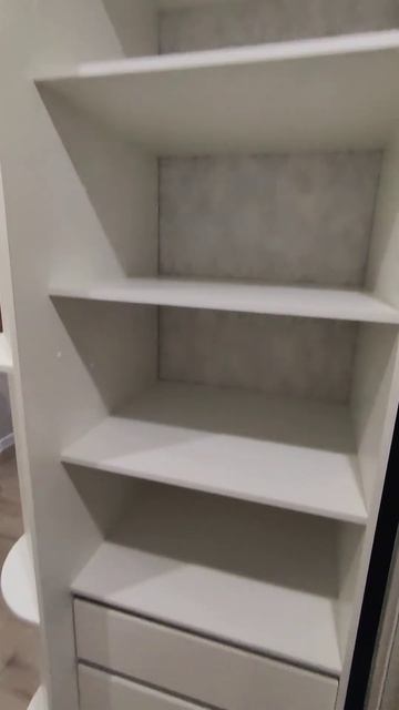 Шкаф в прихожую