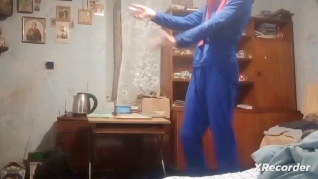 МАТЬ РАЗБИЛА ТОПОРОМ КЛАВИАТУРУ С МЫШКОЙ СЫНУ В РЕАЛЬ?