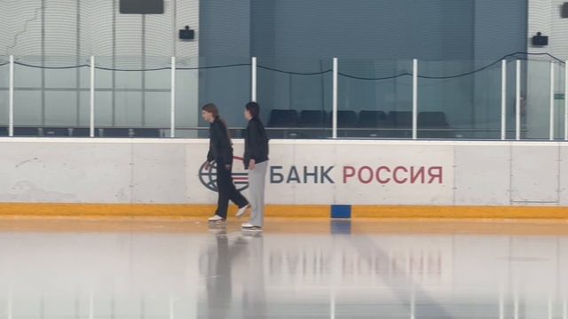 Ледовый КАТОК в комплексе «ТАВРИЧЕСКИЙ САД» Санкт-Петербург 2025