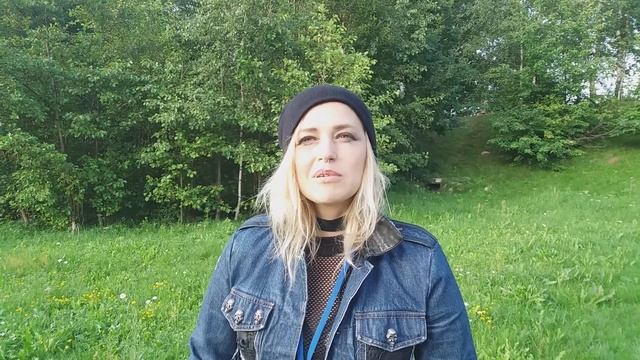 Интервью Анны Литовкиной с Лианой Казновской о выездн