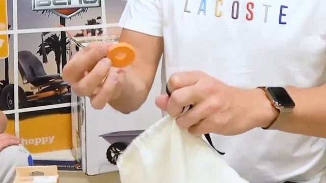 Мистер Макс • Mister Max - Макс купил себе iPhone 11 Pro в Алфавит Челлендж не достав букву i