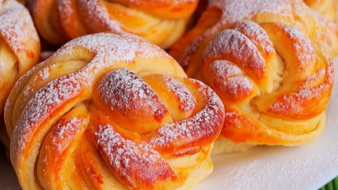🥯 Булочки с кокосовой начинкой в молочной заливке