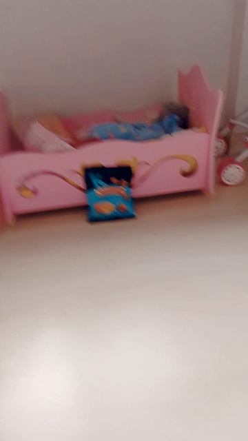 Вероника превратилась в сухарики с ветчиной и сыром