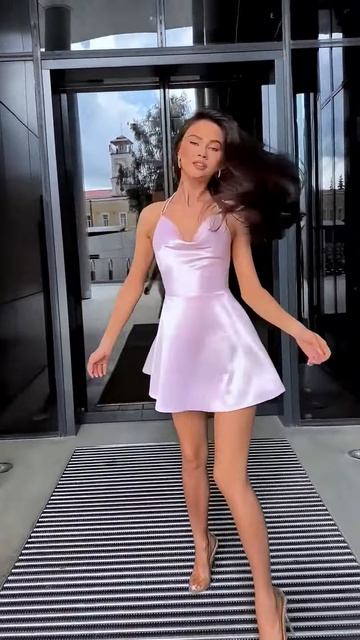 M8KSLX38gl8 - This girl looks stunning in this dress #shorts