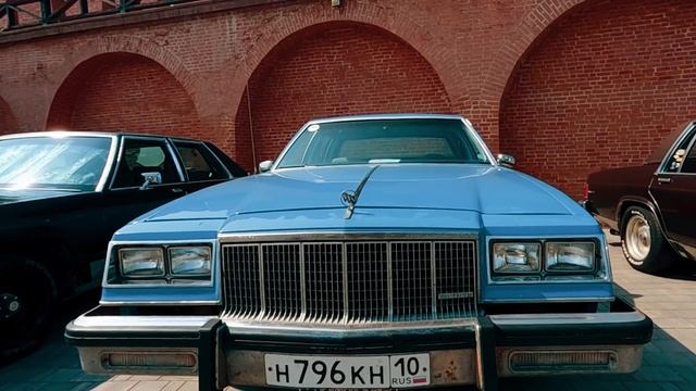 Выставка ретро-автомобилей в Туле.