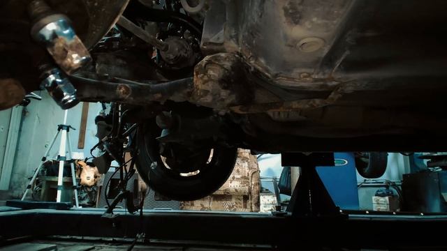 ЧАСТЬ 1 ТОЙОТА ББ TOYOTA BB СИЛЬНОЙ УДАР ПО МОРДЕ, ЗАМЕНА ЛО