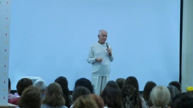 Как реагируют близкие на стремление к высшим стандартам - Александр Хакимов